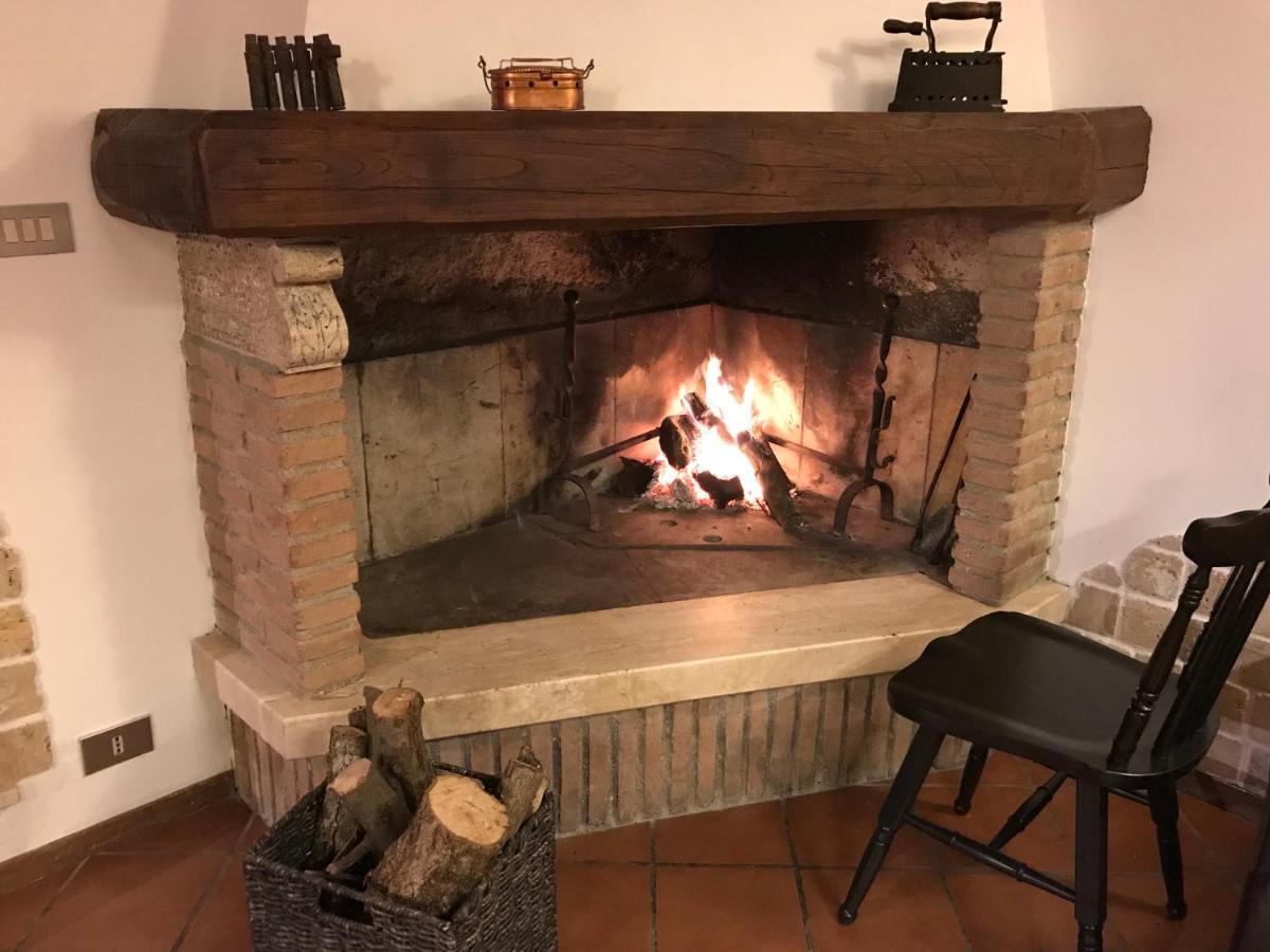Il Giardino Segreto Leilighet Carbognano Eksteriør bilde